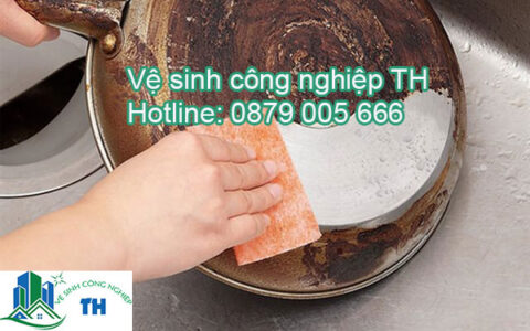 Hướng dẫn làm sạch vết nhọ nồi đúng cách